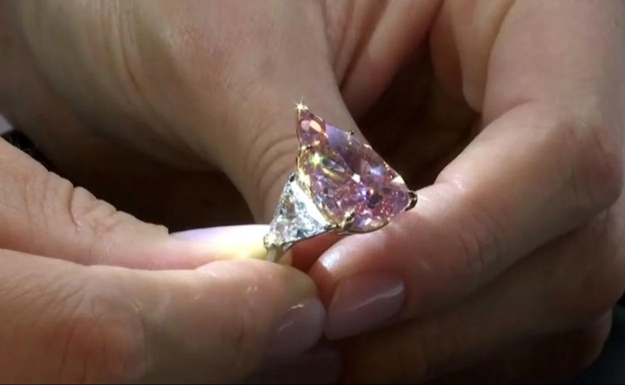 Diamante Rosa Subastas Un Diamante Con Forma De Pera Vendido En 4